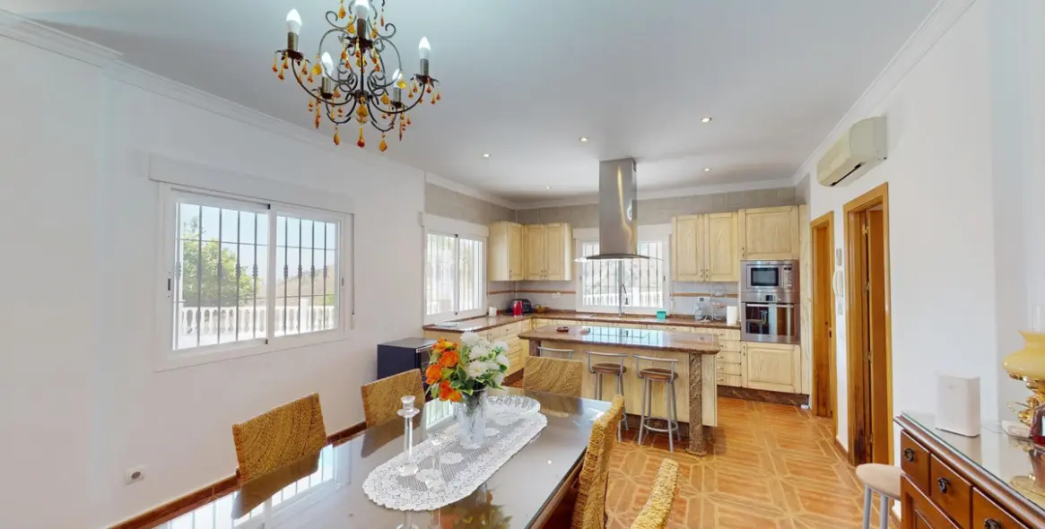 Venta de villa independiente en Arenas 9