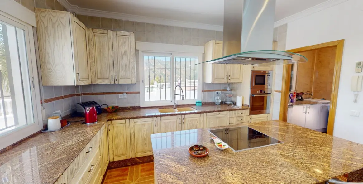 Venta de villa independiente en Arenas 11