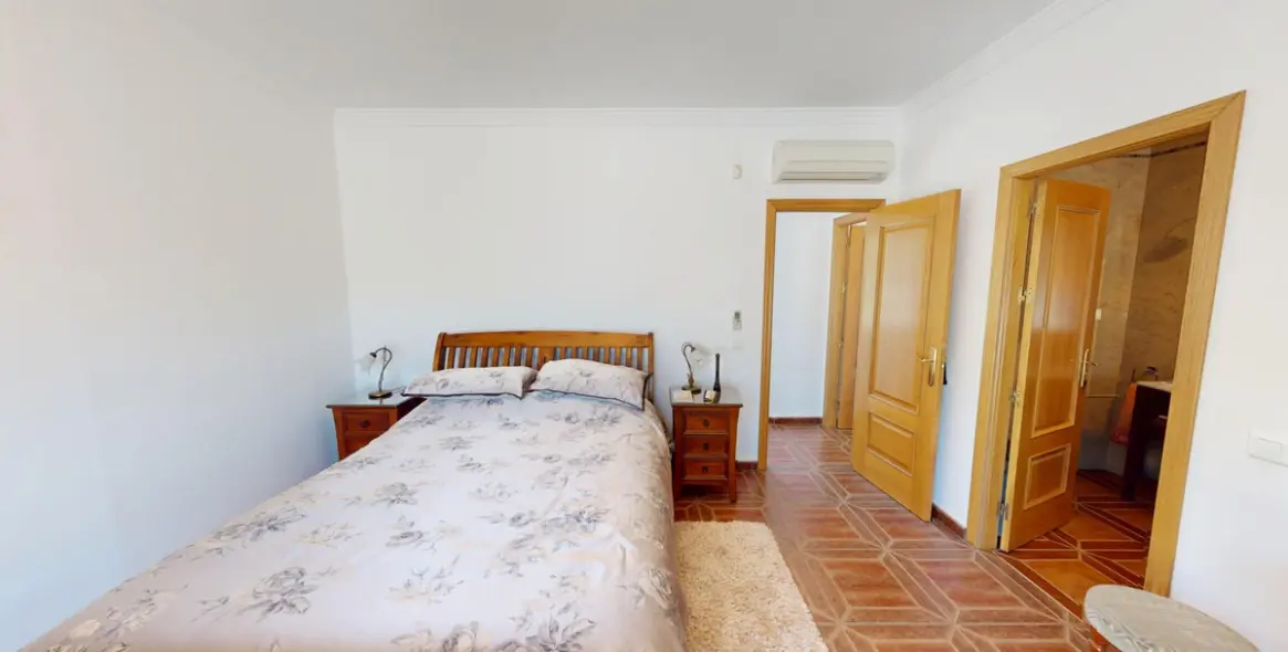 Venta de villa independiente en Arenas 28
