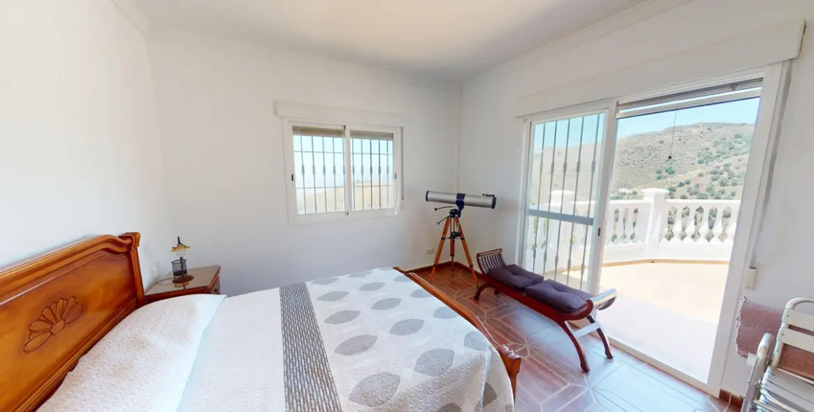 Venta de villa independiente en Arenas 33