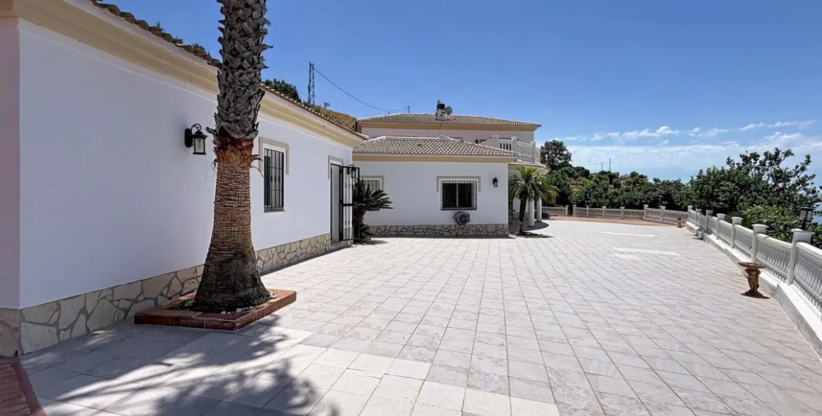 Venta de villa independiente en Arenas 43
