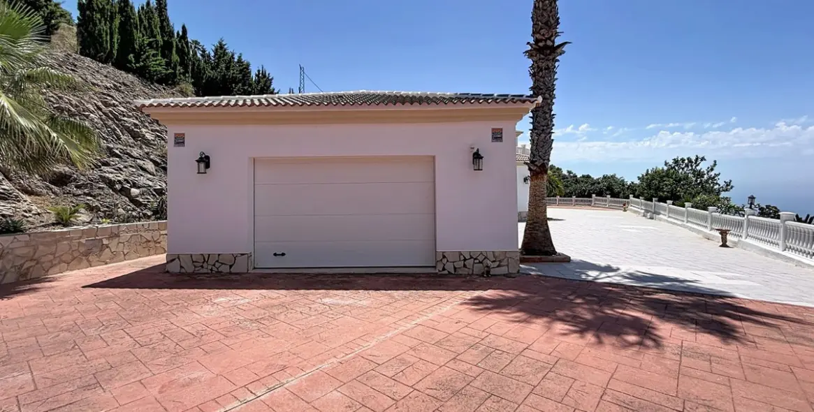 Venta de villa independiente en Arenas 45
