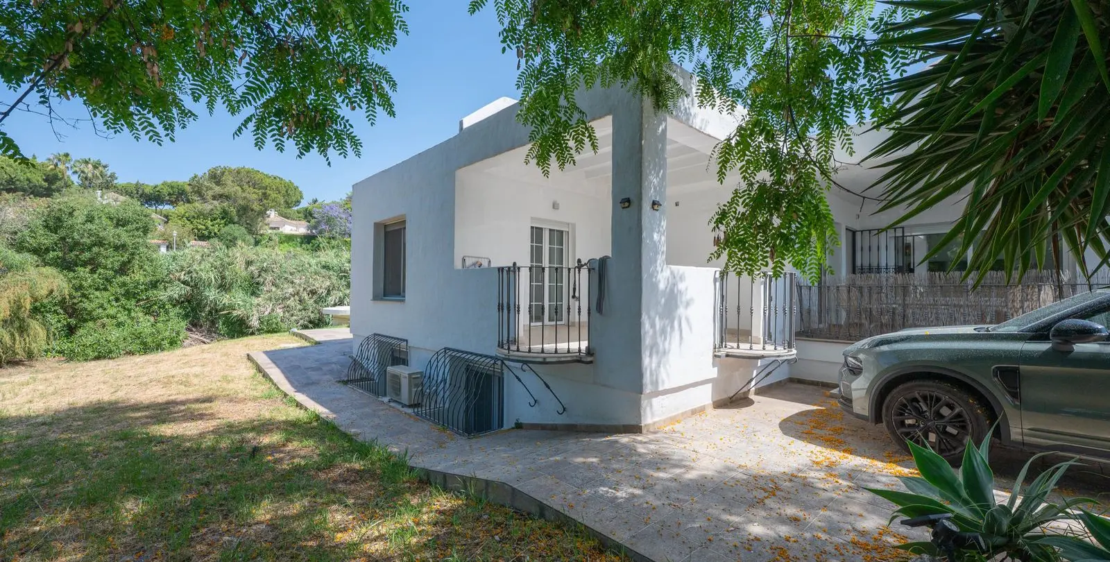Sale of semi-detached house in Hacienda Las Chapas 26