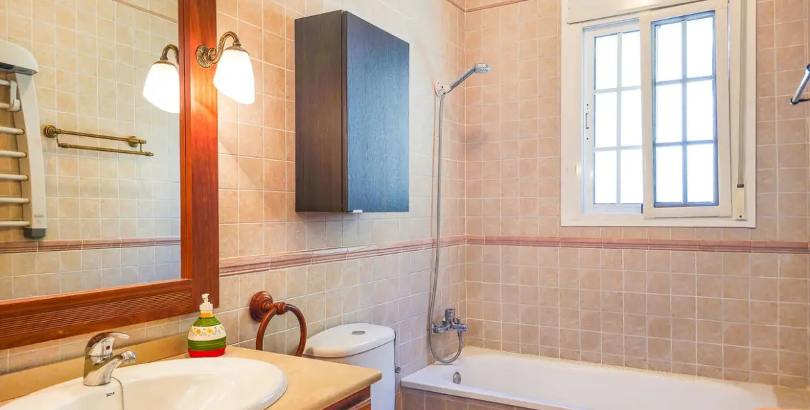 Venta de villa independiente en Arenas 32