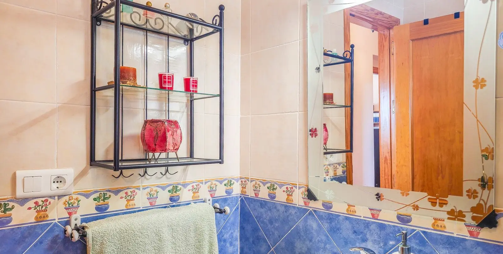Venta de villa independiente en Arenas 26