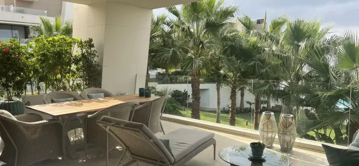 Alquiler a largo plazo de apartamento en planta media en Marbella 0