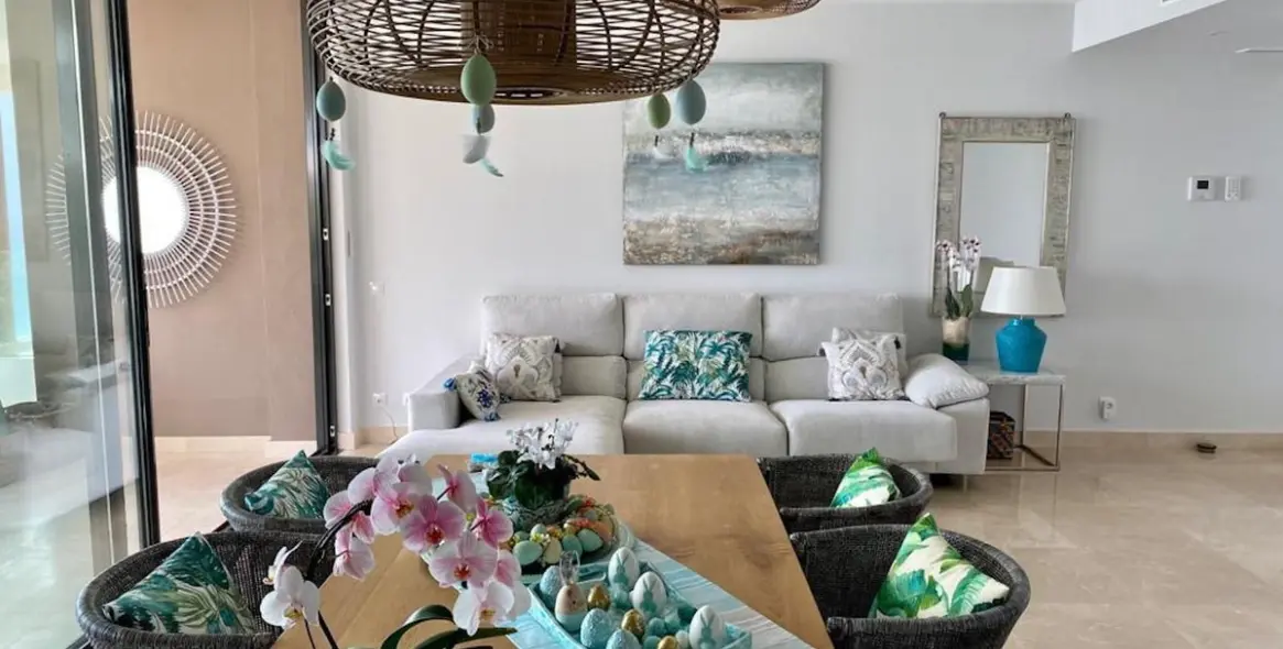 Alquiler a largo plazo de apartamento en planta media en Marbella 3