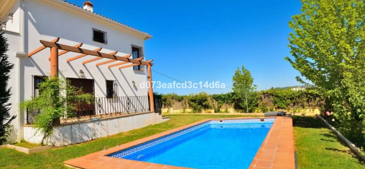 Sale of detached villa in Ronda 0
