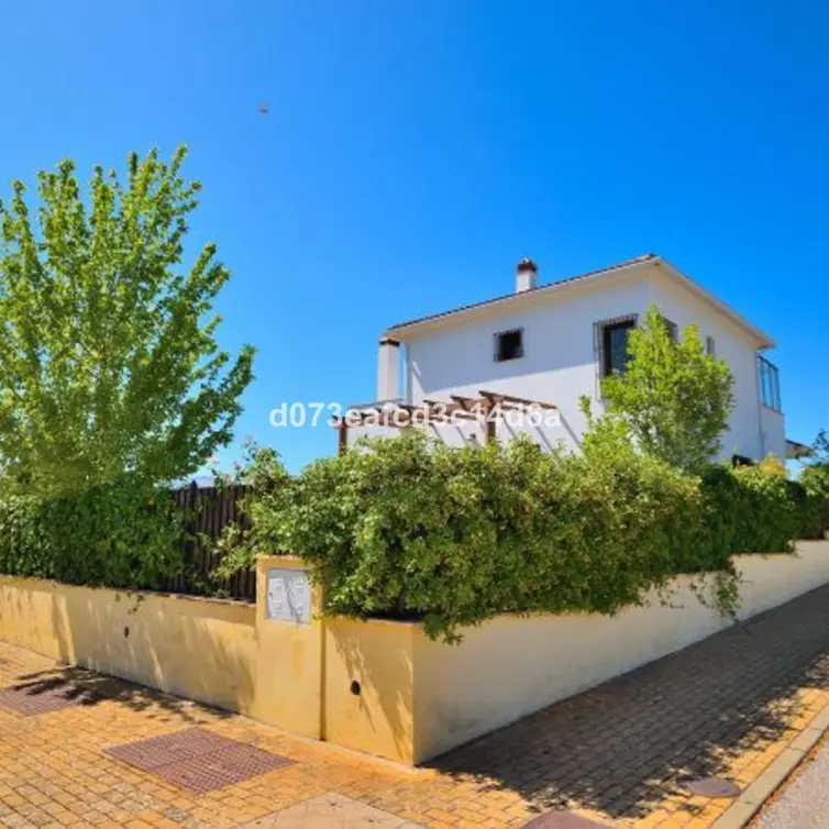 Sale of detached villa in Ronda