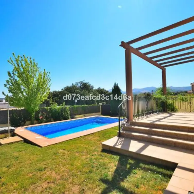 Sale of detached villa in Ronda