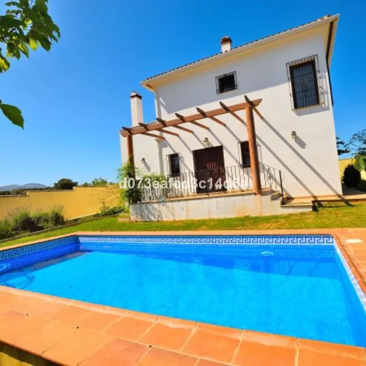 Sale of detached villa in Ronda
