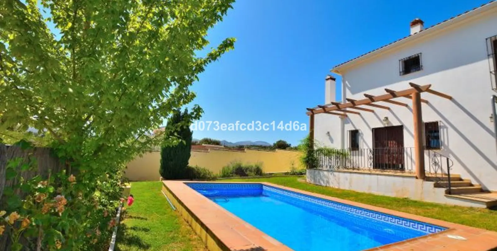 Sale of detached villa in Ronda 6