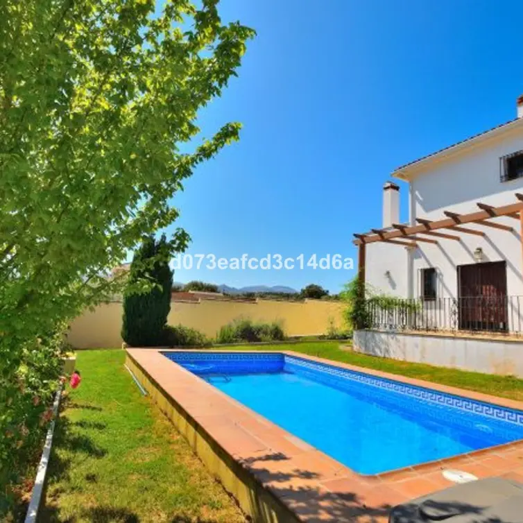 Sale of detached villa in Ronda
