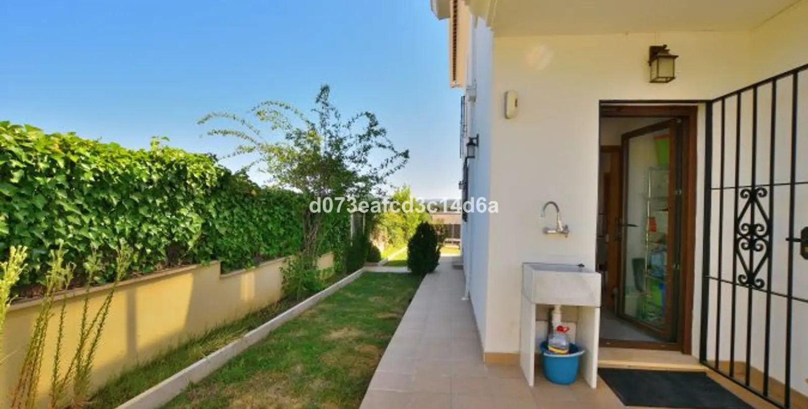 Sale of detached villa in Ronda 12
