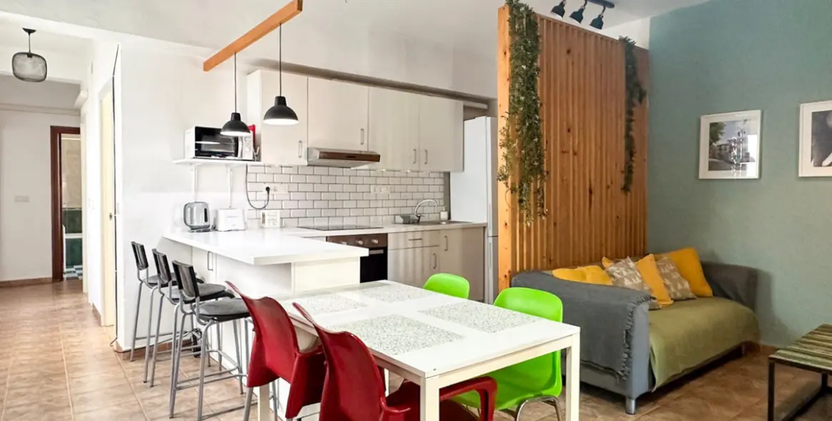 Sale of ground floor apartment in Málaga 1