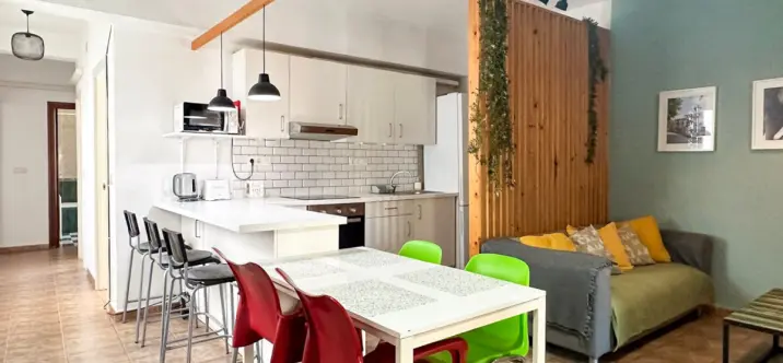 Sale of ground floor apartment in Málaga 0