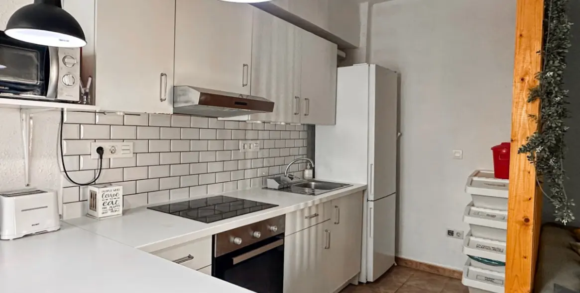 Sale of ground floor apartment in Málaga 5