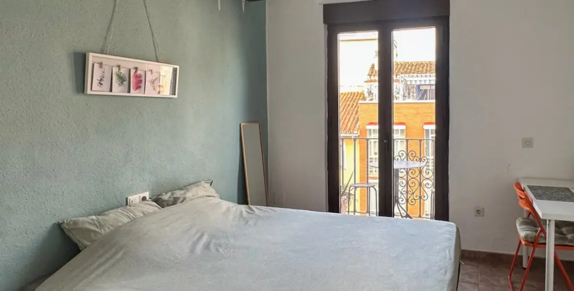 Sale of ground floor apartment in Málaga 8