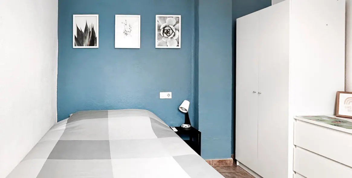 Sale of ground floor apartment in Málaga 11