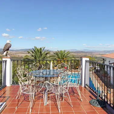 Venta de finca - cortijo en Guaro