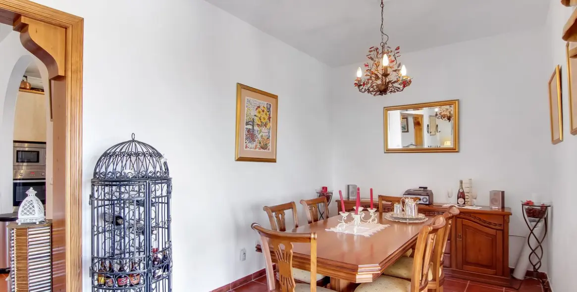 Venta de finca - cortijo en Guaro 15