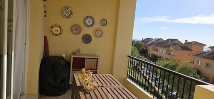 Sale of middle floor apartment in Mijas Costa 0