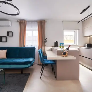 Sale of middle floor apartment in Marbella