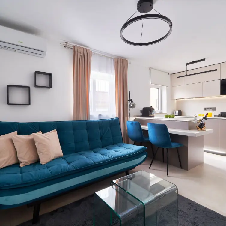 Venta de apartamento en planta media en Marbella