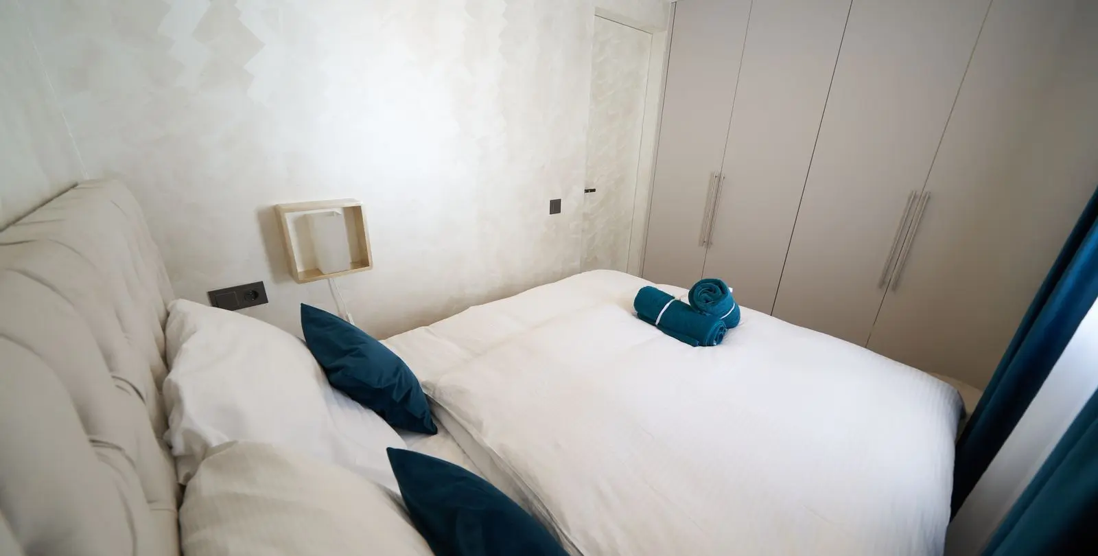 Venta de apartamento en planta media en Marbella 21