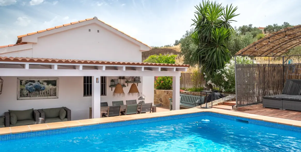 Venta de finca - cortijo en Alora 3