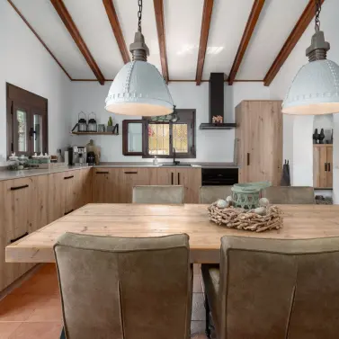 Venta de finca - cortijo en Alora