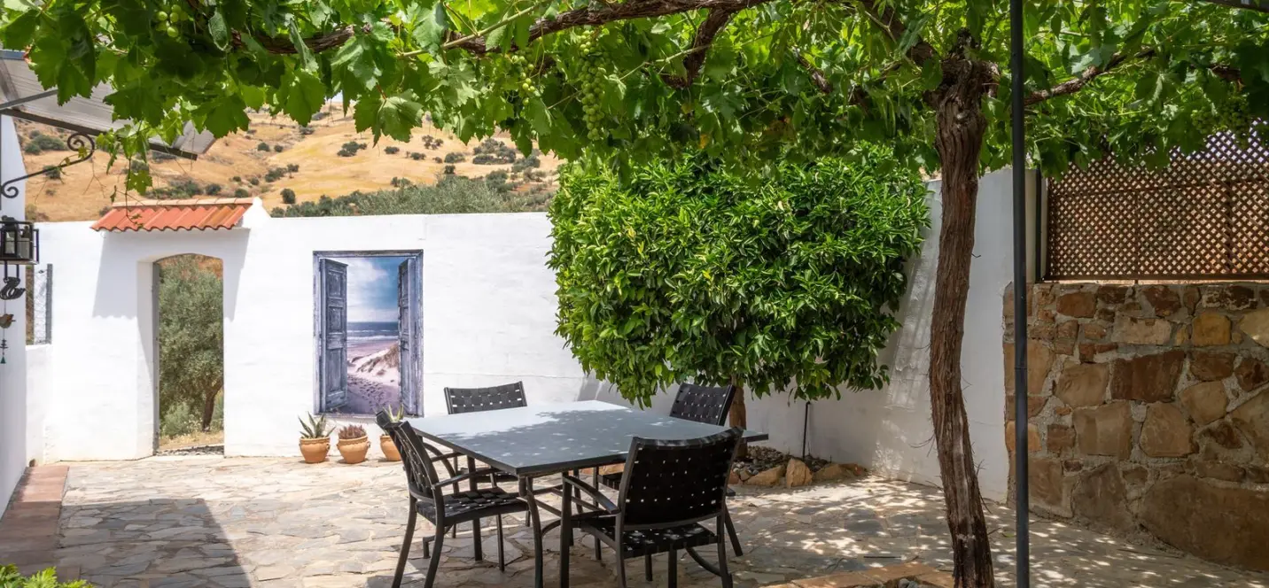 Sale of finca - cortijo in Alora 1