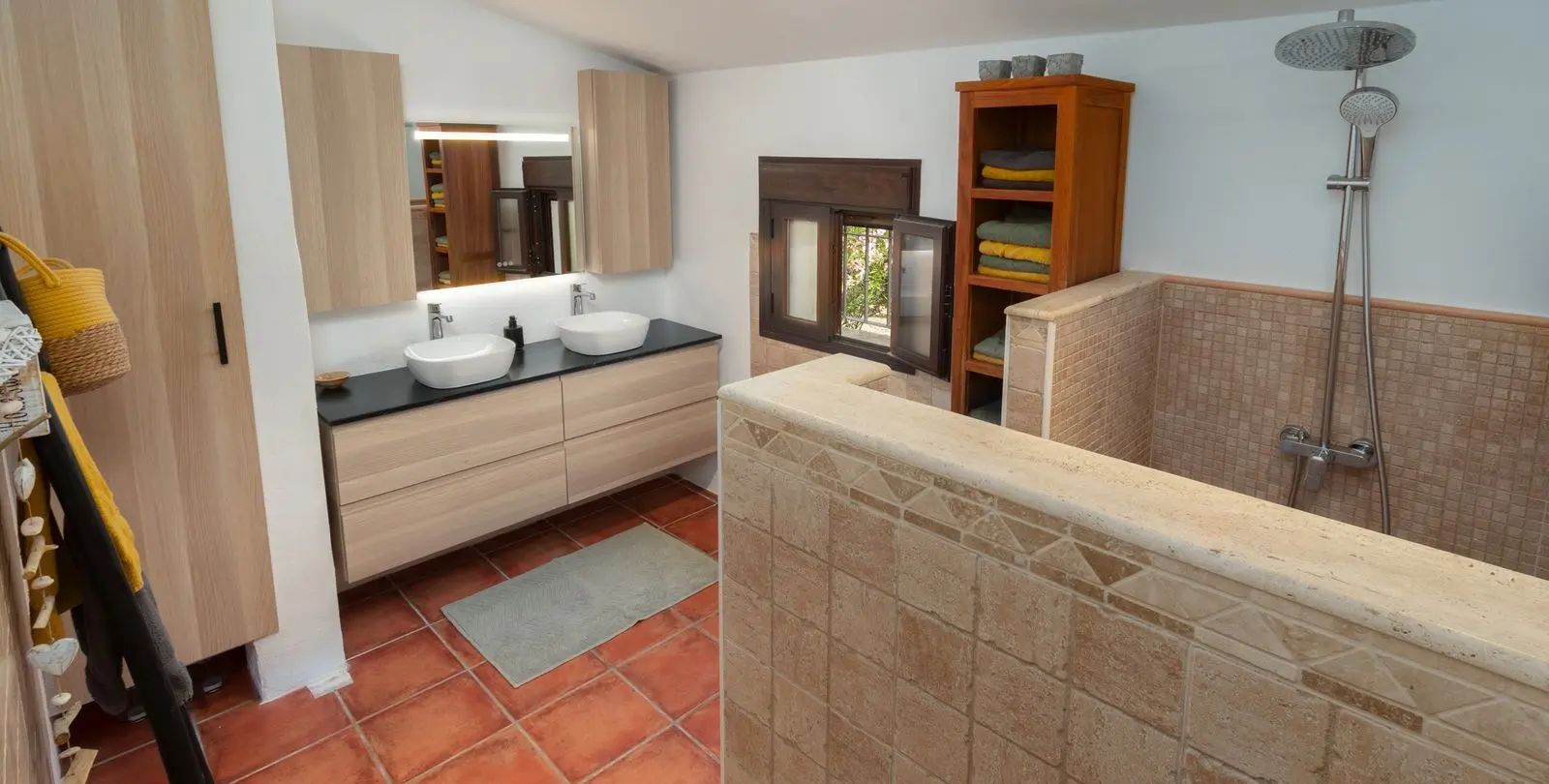 Sale of finca - cortijo in Alora 18