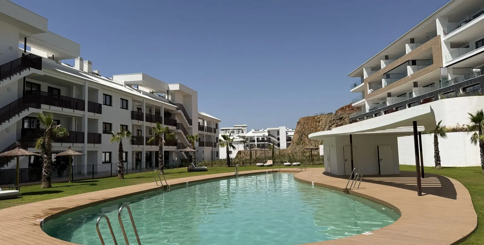 Продажа апартаментов на среднем этаже в Fuengirola 24
