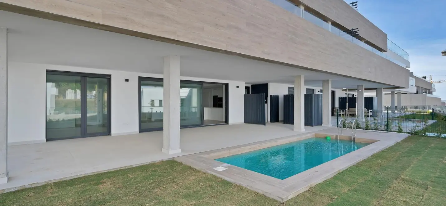 Venta de apartamento en planta baja en Marbella 0