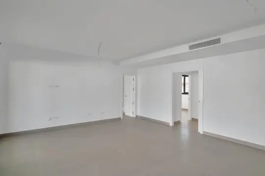 Image 8 thumb