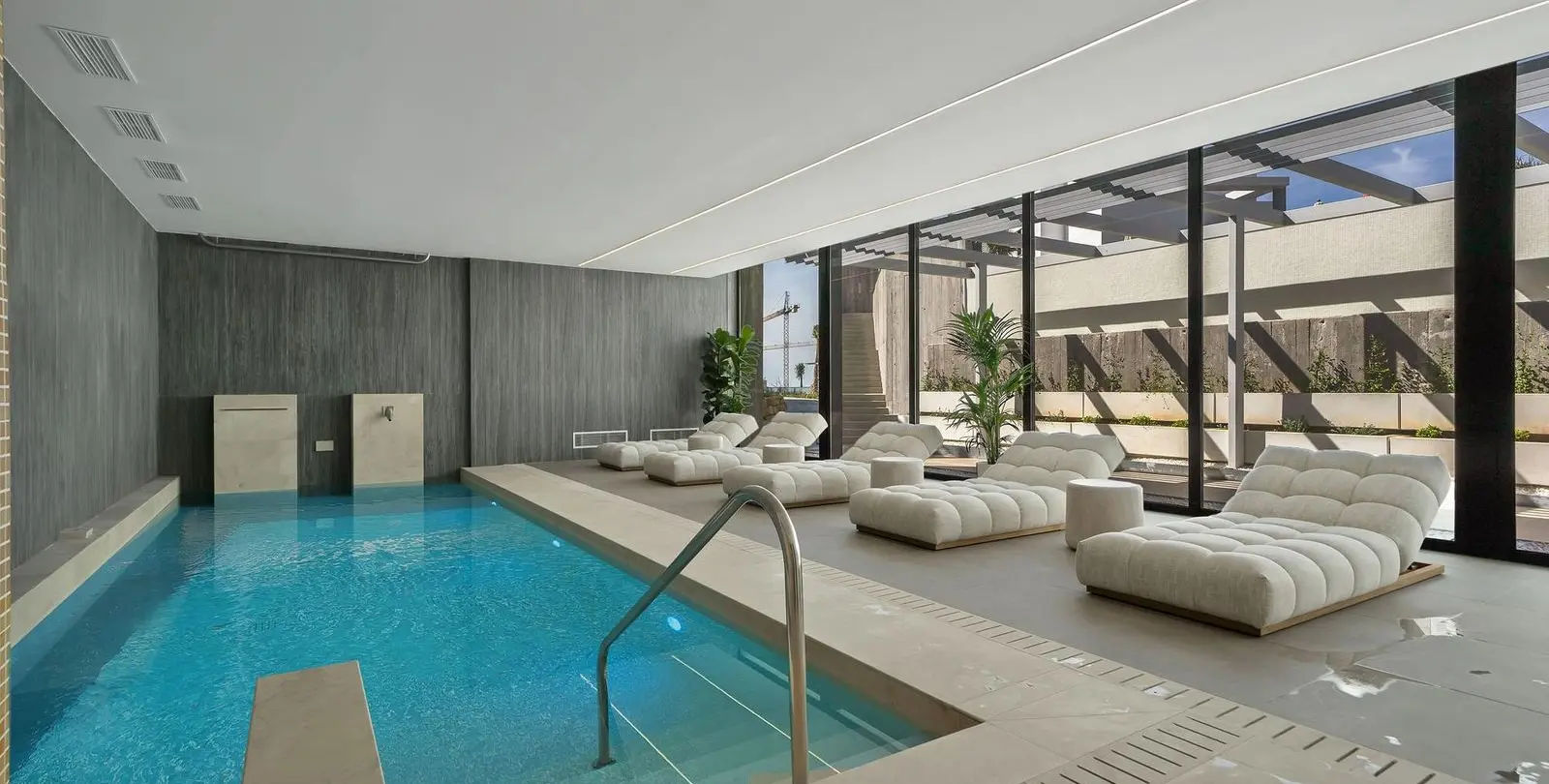 Продажа апартаментов на первом этаже в Marbella 19