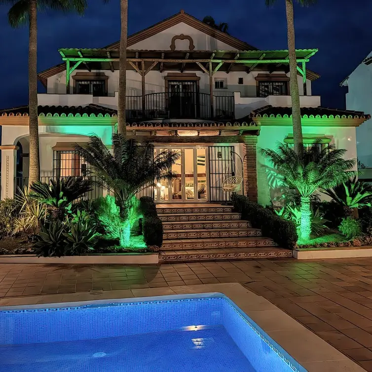 Sale of detached villa in Alhaurín el Grande