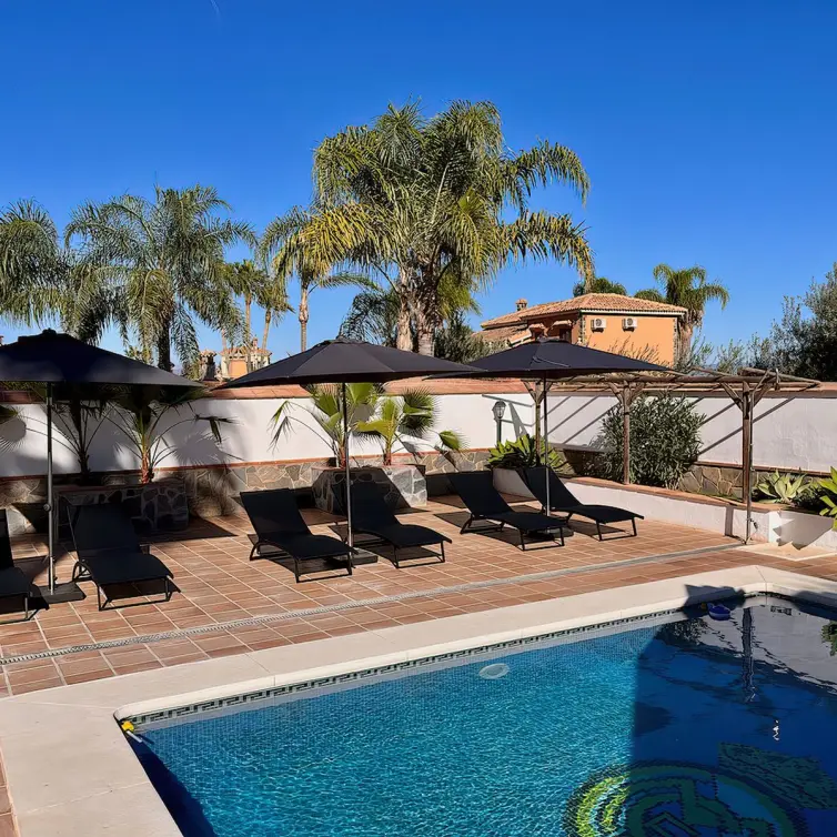 Sale of detached villa in Alhaurín el Grande