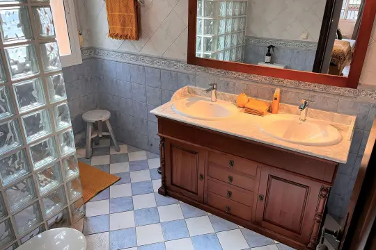 Image 34 thumb