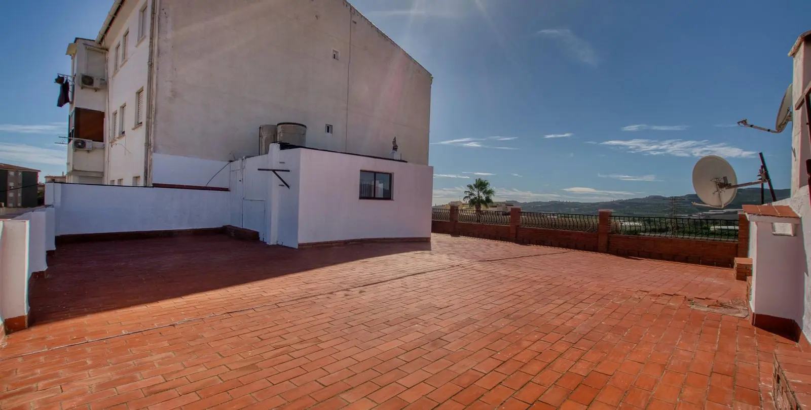 Sale of apartment complex in Vélez-Málaga 2