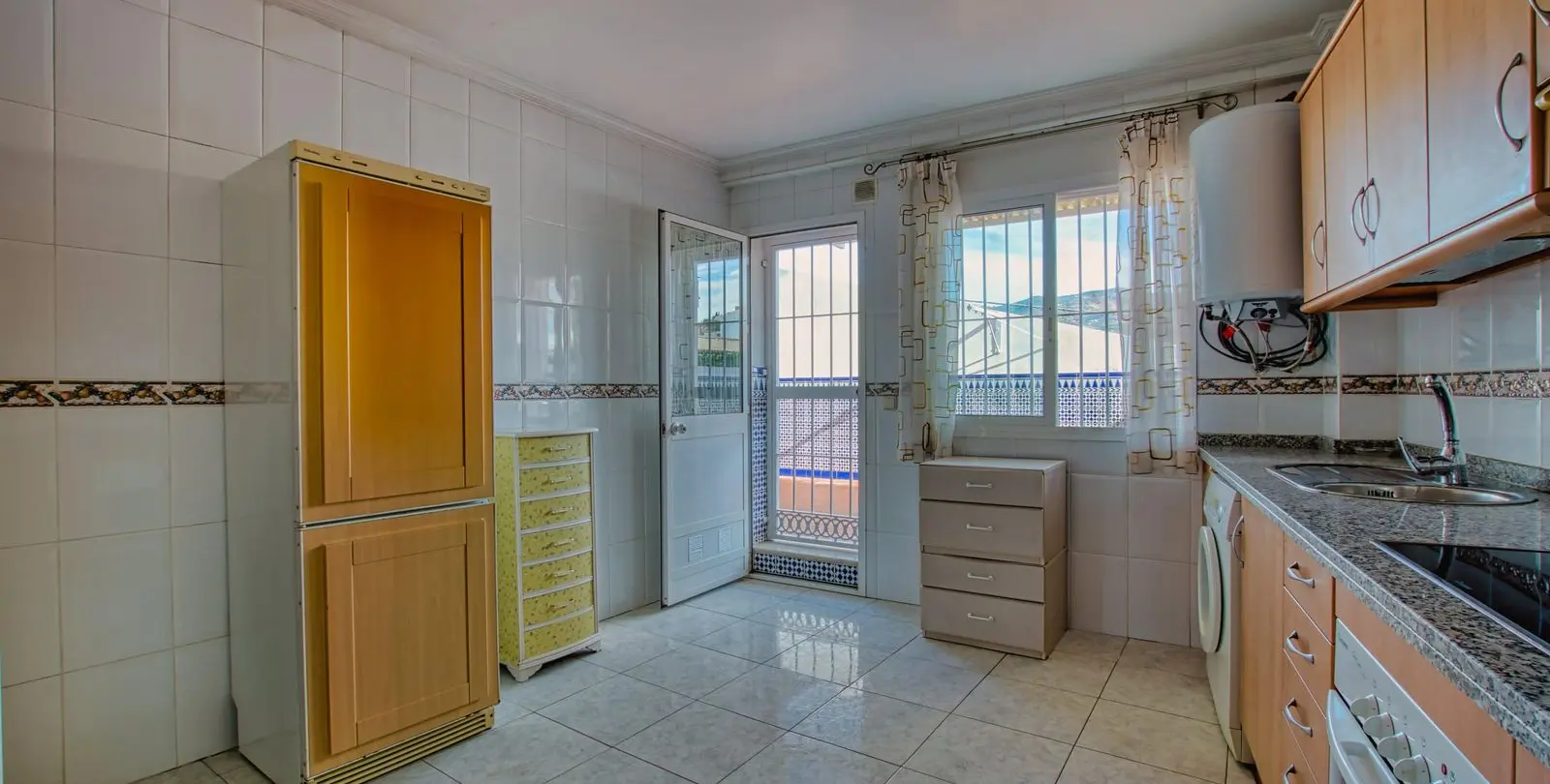 Sale of apartment complex in Vélez-Málaga 20