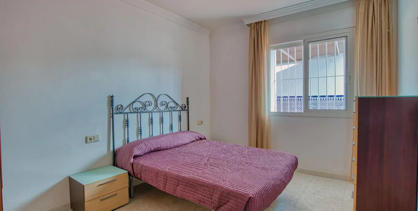 Sale of apartment complex in Vélez-Málaga 28