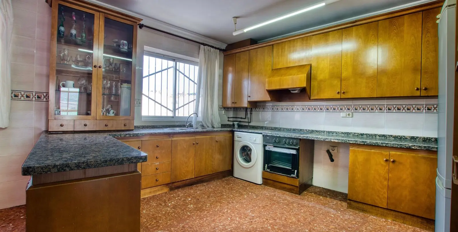 Sale of apartment complex in Vélez-Málaga 44