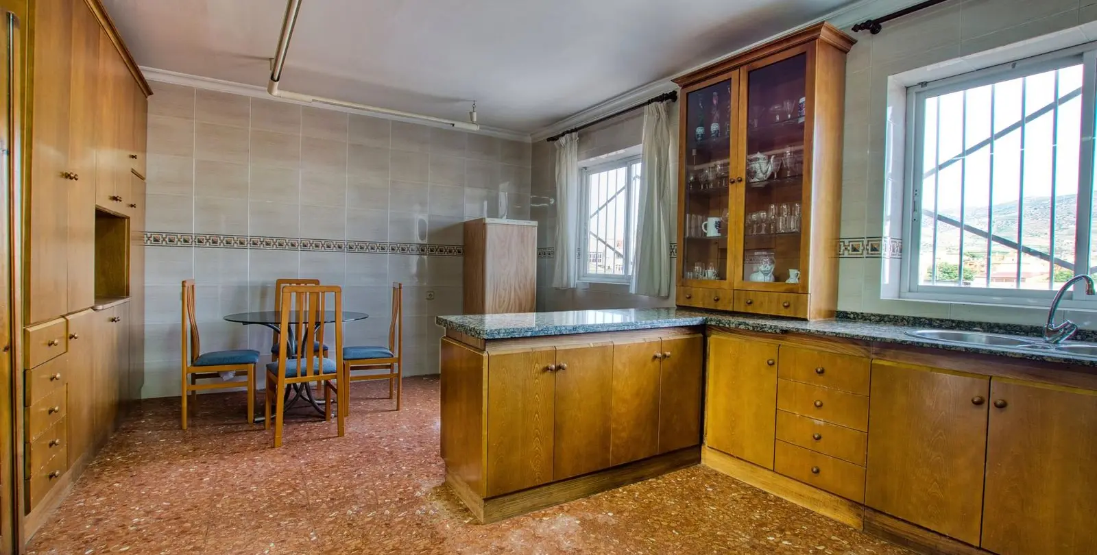 Sale of apartment complex in Vélez-Málaga 45