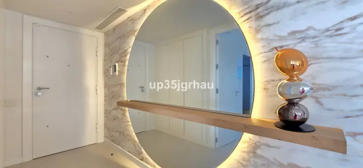 Sale of middle floor apartment in Selwo 1