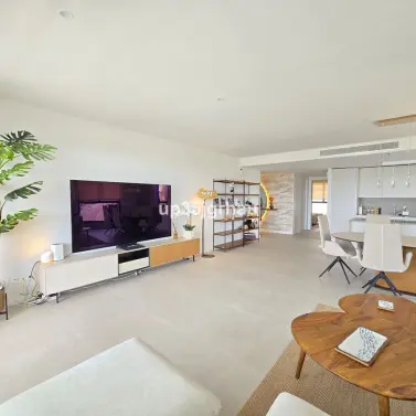 Sale of middle floor apartment in Selwo