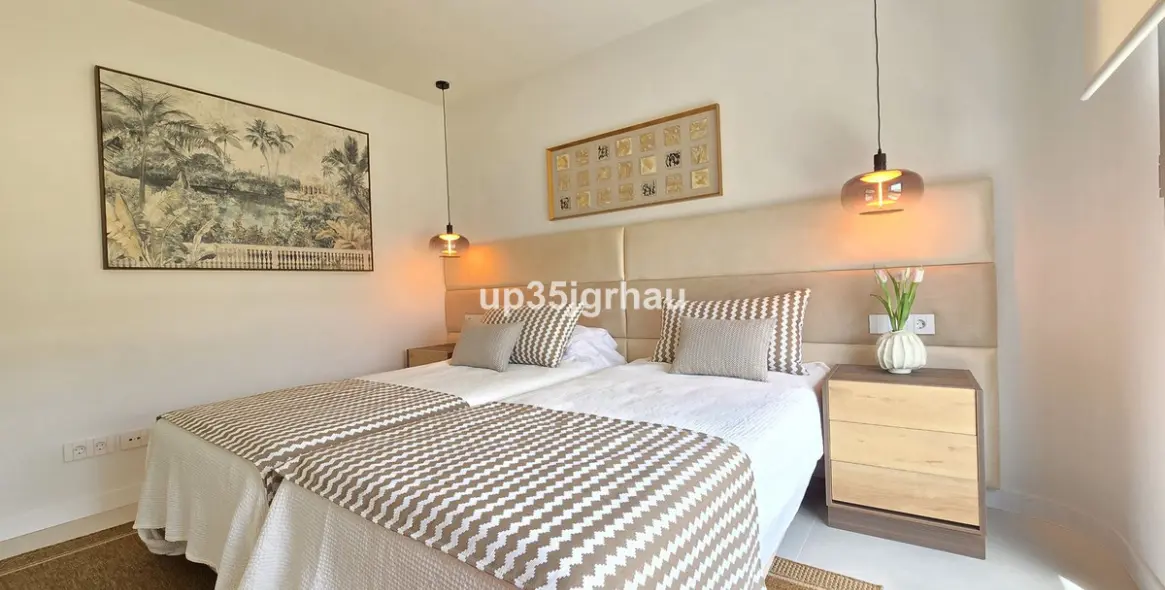 Sale of middle floor apartment in Selwo 6