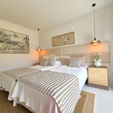 Sale of middle floor apartment in Selwo