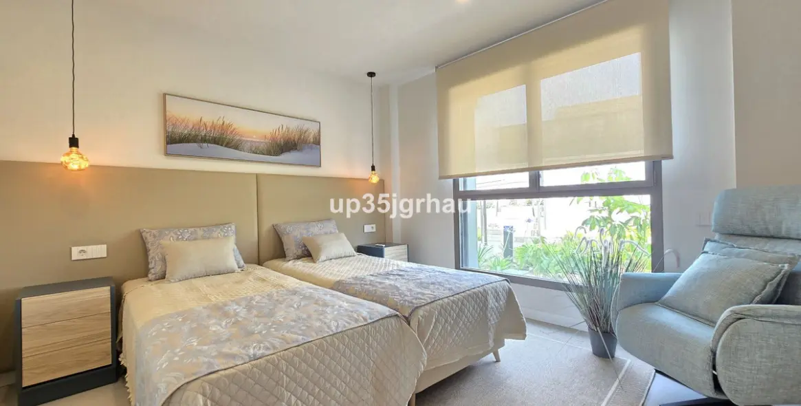 Sale of middle floor apartment in Selwo 7